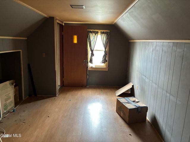 1355 Pleasant Street, Schenectady, NY 12303