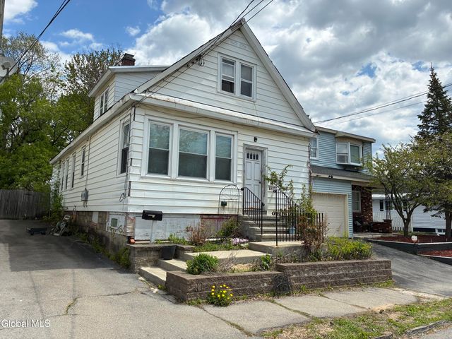 1355 Pleasant Street, Schenectady, NY 12303