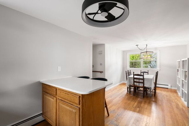 125 Sylvia St, Arlington, MA 02476