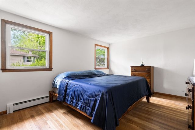 125 Sylvia St, Arlington, MA 02476