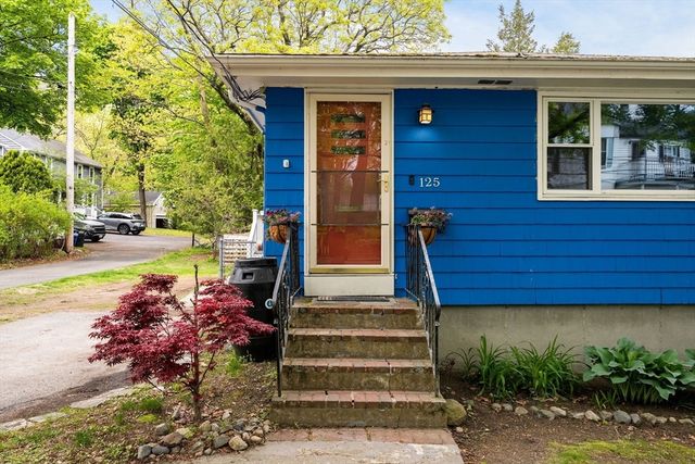 125 Sylvia St, Arlington, MA 02476