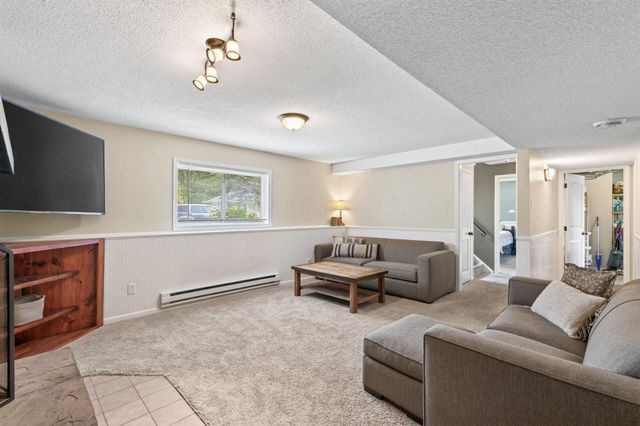 4251 Elizabeth Lane, Vadnais Heights, MN 55127