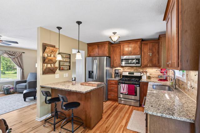 4251 Elizabeth Lane, Vadnais Heights, MN 55127