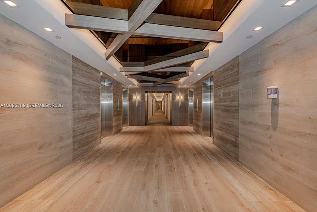 2301 Collins Avenue 342, Miami Beach, FL 33139