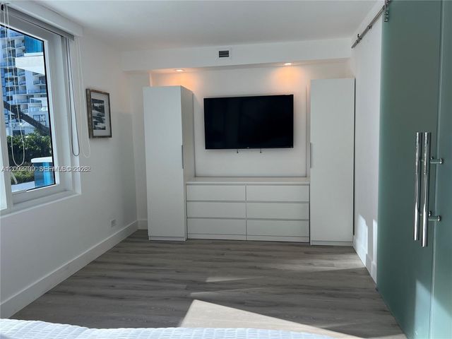 2301 Collins Avenue 342, Miami Beach, FL 33139