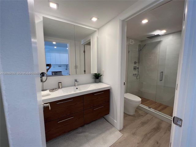 2301 Collins Avenue 342, Miami Beach, FL 33139