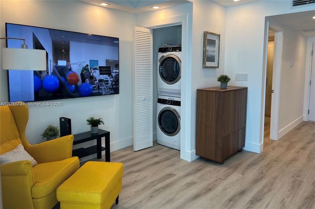 2301 Collins Avenue 342, Miami Beach, FL 33139