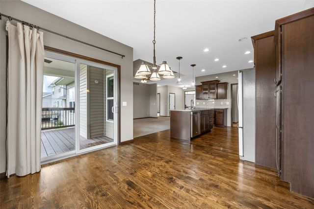 3025 Ridgeview Dr, Ely, IA 52227