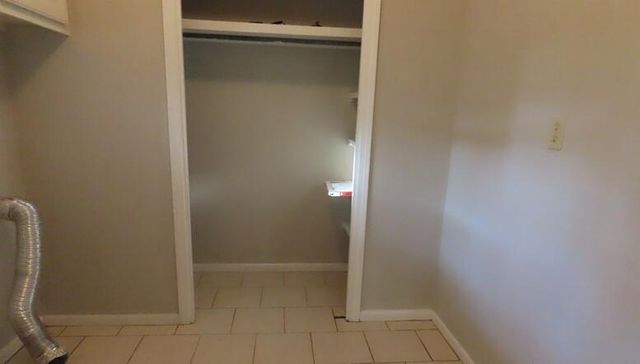 2545 S Catalina Avenue, Springfield, MO 65804