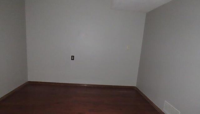 2545 S Catalina Avenue, Springfield, MO 65804