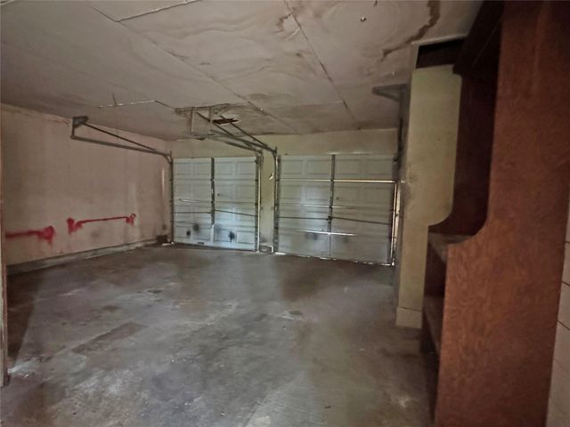 1009 Ruby Lane, Orange, TX 77630