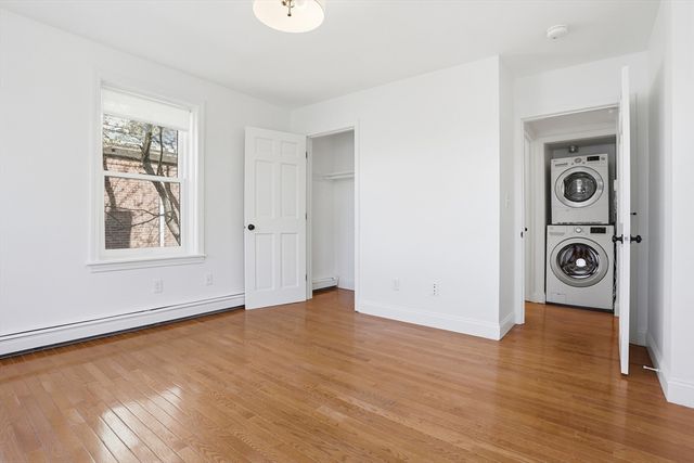 70 Commandants Way 70, Chelsea, MA 02150