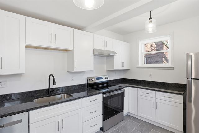 70 Commandants Way 70, Chelsea, MA 02150
