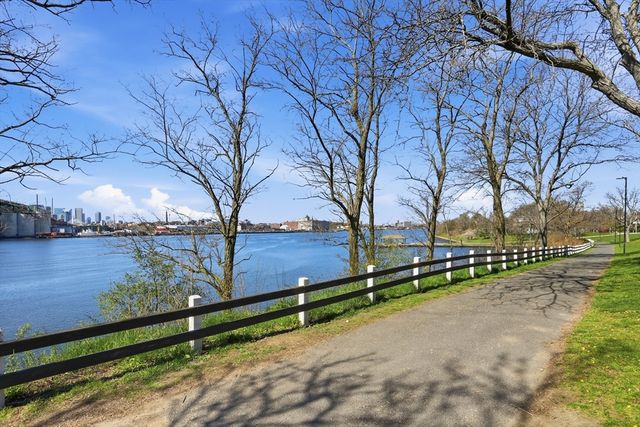 70 Commandants Way 70, Chelsea, MA 02150