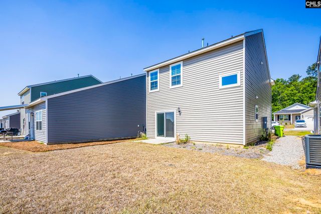 1114 Crescent Moon Loop, Hopkins, SC 29061