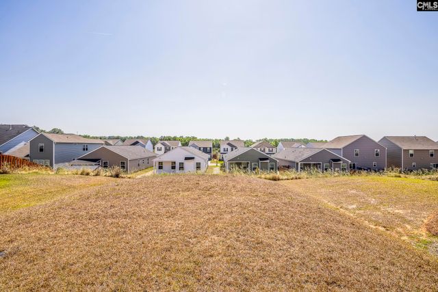 1114 Crescent Moon Loop, Hopkins, SC 29061