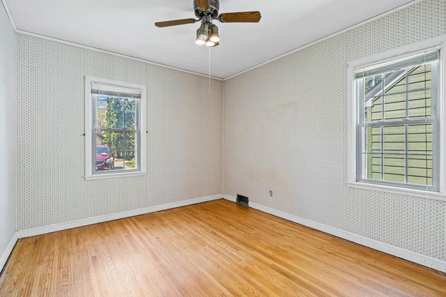 4612 44th Avenue S, Minneapolis, MN 55406