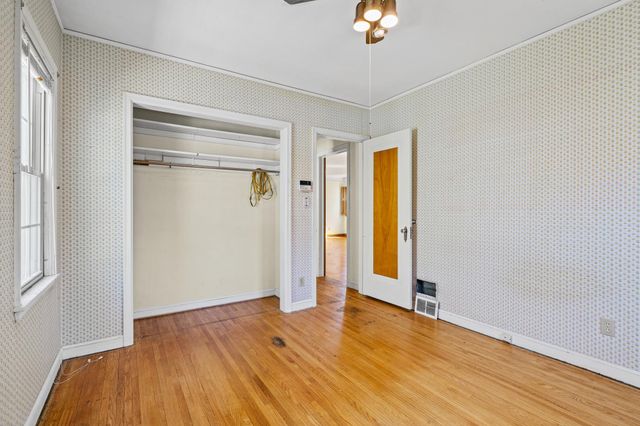 4612 44th Avenue S, Minneapolis, MN 55406