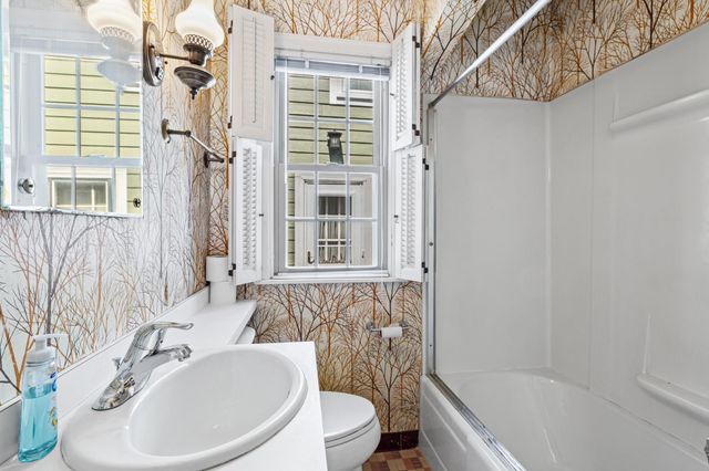 4612 44th Avenue S, Minneapolis, MN 55406