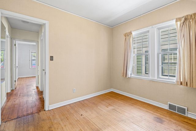 4612 44th Avenue S, Minneapolis, MN 55406