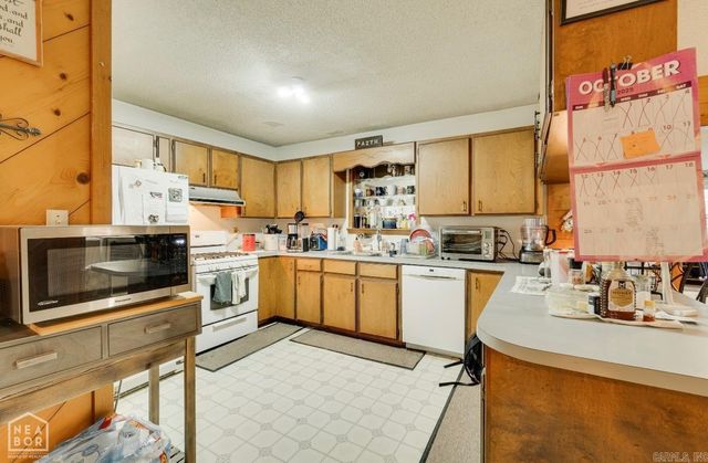 104 lawrence Landing Road, Conway, AR 72032
