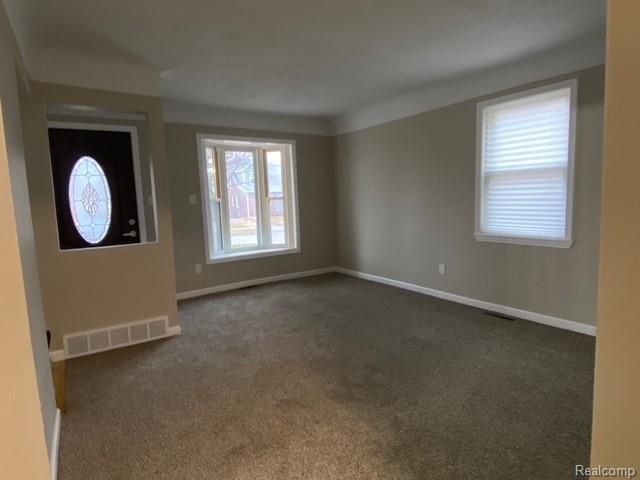 8998 Quandt Avenue, Allen Park, MI 48101