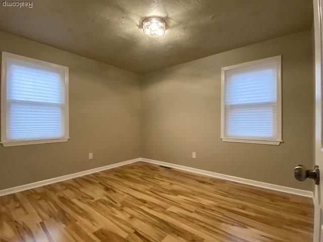 8998 Quandt Avenue, Allen Park, MI 48101