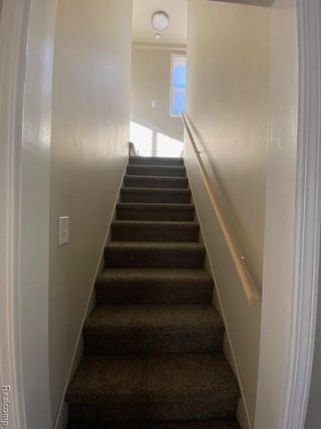 8998 Quandt Avenue, Allen Park, MI 48101