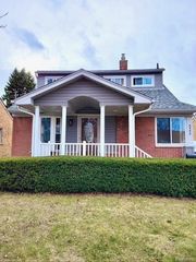 8998 Quandt Avenue, Allen Park, MI 48101