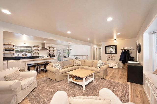 2895 North St, Pollock Pines, CA 95726