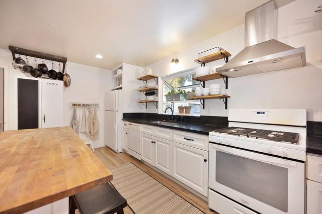 2895 North St, Pollock Pines, CA 95726