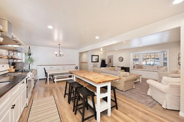 2895 North St, Pollock Pines, CA 95726