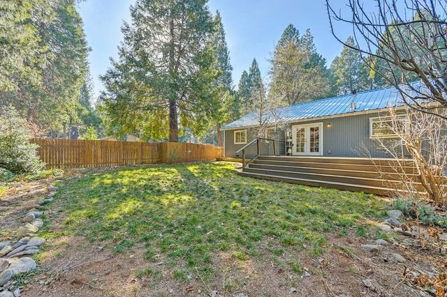 2895 North St, Pollock Pines, CA 95726