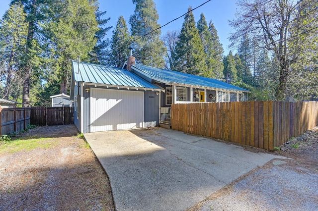 2895 North St, Pollock Pines, CA 95726