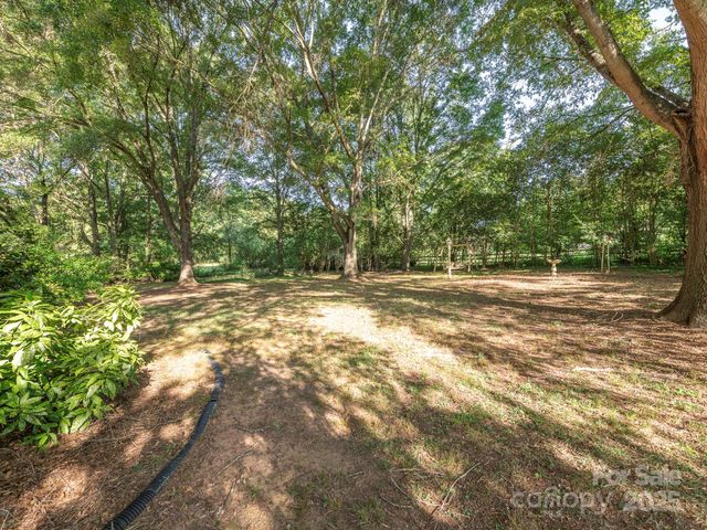 168 Coulwood Drive, Charlotte, NC 28214