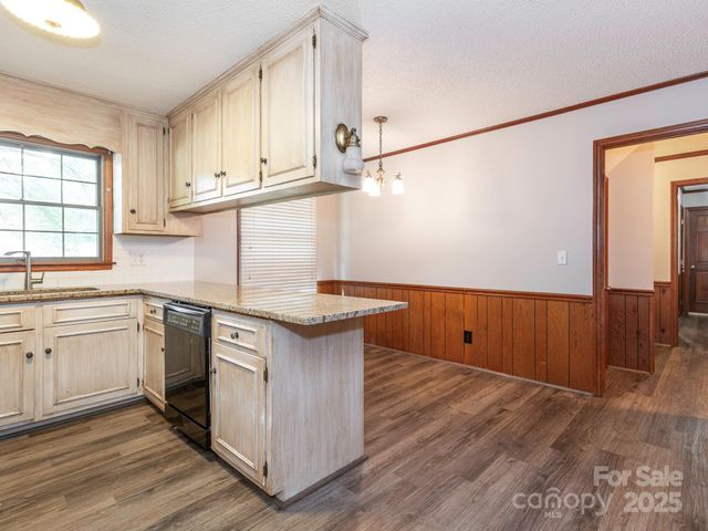 168 Coulwood Drive, Charlotte, NC 28214