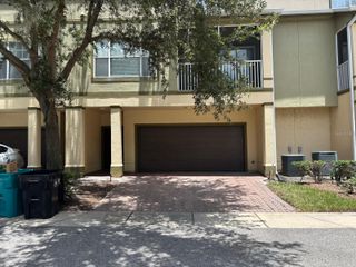 2424 GRAND CENTRAL PARKWAY 17, Orlando, FL 32839
