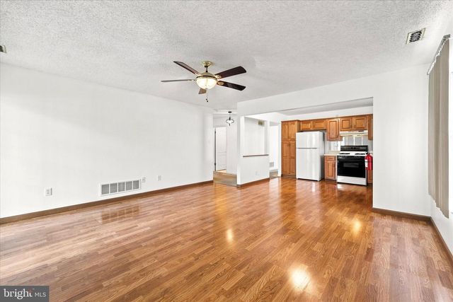 508 SAINT MARTIN CT, Williamstown, NJ 08094