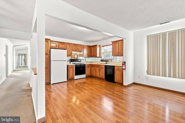508 SAINT MARTIN CT, Williamstown, NJ 08094