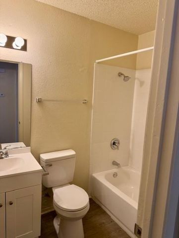 3001-B Parker LN, Austin, TX 78741