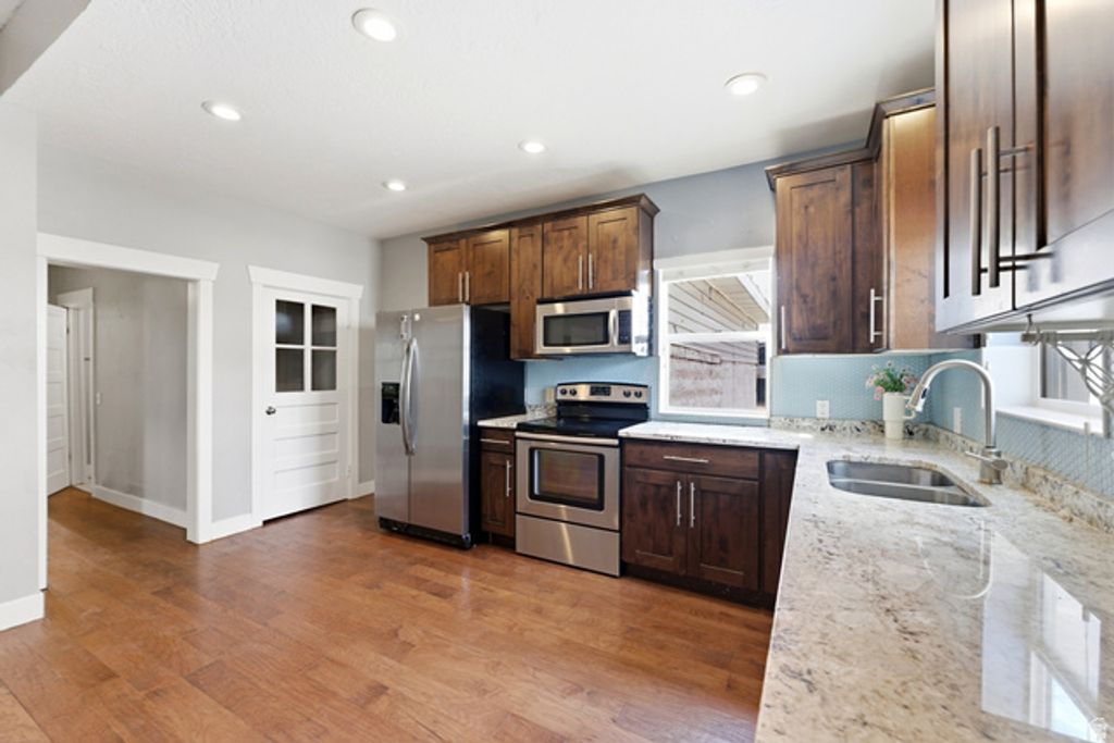 Image 15 of property listing at 2197 N STATE ROAD 32, Marion, UT 84036