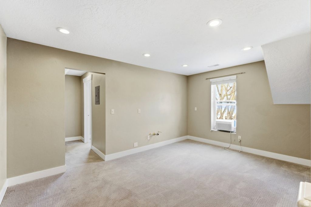 Image 39 of property listing at 2197 N STATE ROAD 32, Marion, UT 84036