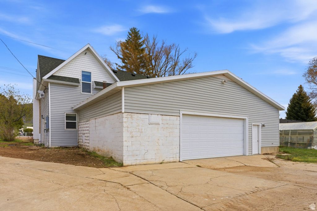 Image 58 of property listing at 2197 N STATE ROAD 32, Marion, UT 84036