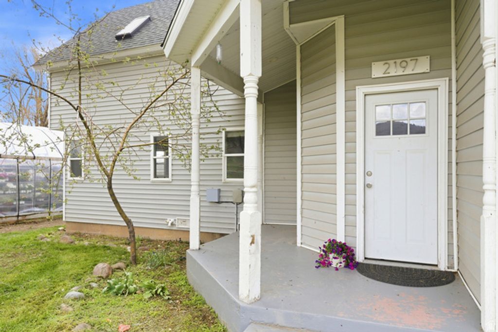 Image 61 of property listing at 2197 N STATE ROAD 32, Marion, UT 84036