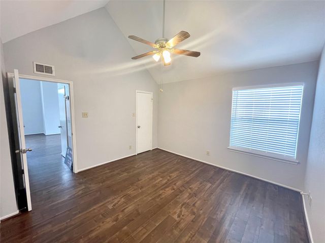 14550 Fonmeadow Drive 806, Houston, TX 77035