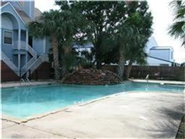 14550 Fonmeadow Drive 806, Houston, TX 77035