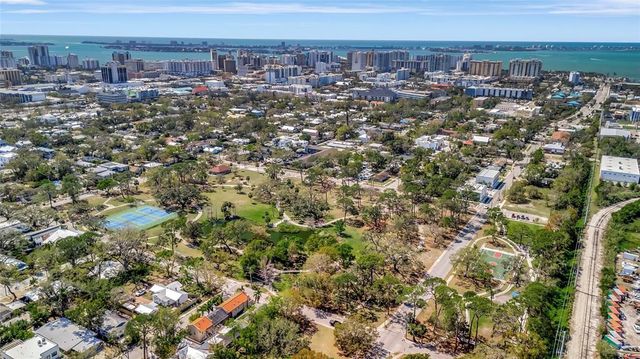 1664 10TH STREET, Sarasota, FL 34236