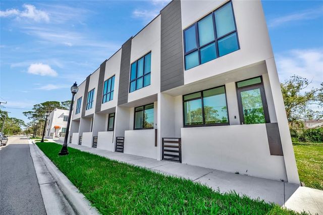 1664 10TH STREET, Sarasota, FL 34236
