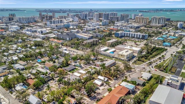 1664 10TH STREET, Sarasota, FL 34236