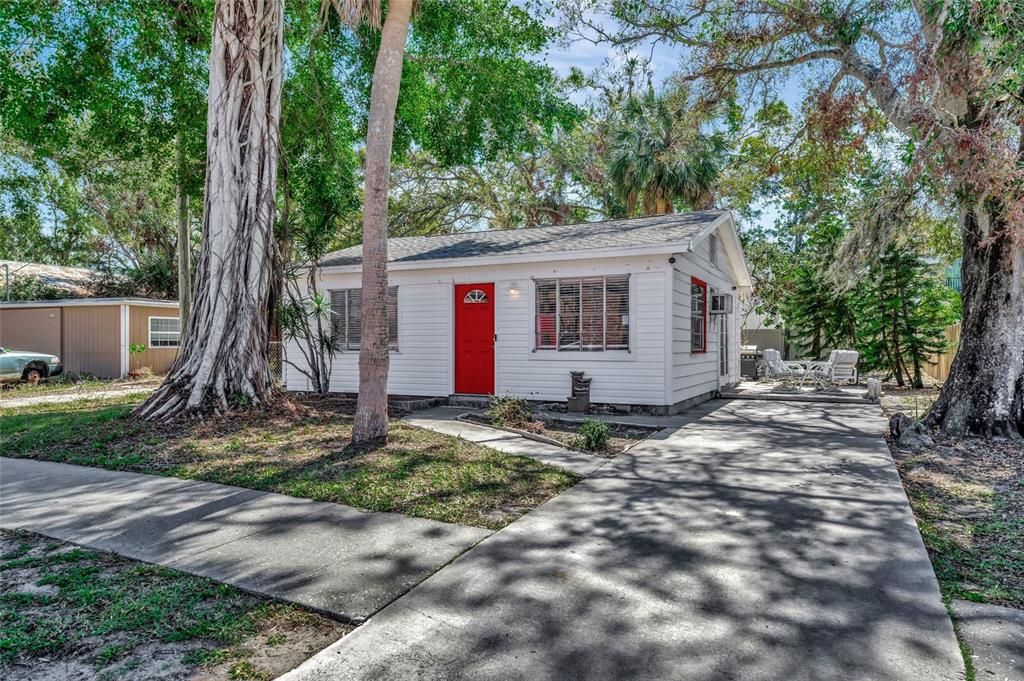 1664 10TH STREET, Sarasota, FL 34236